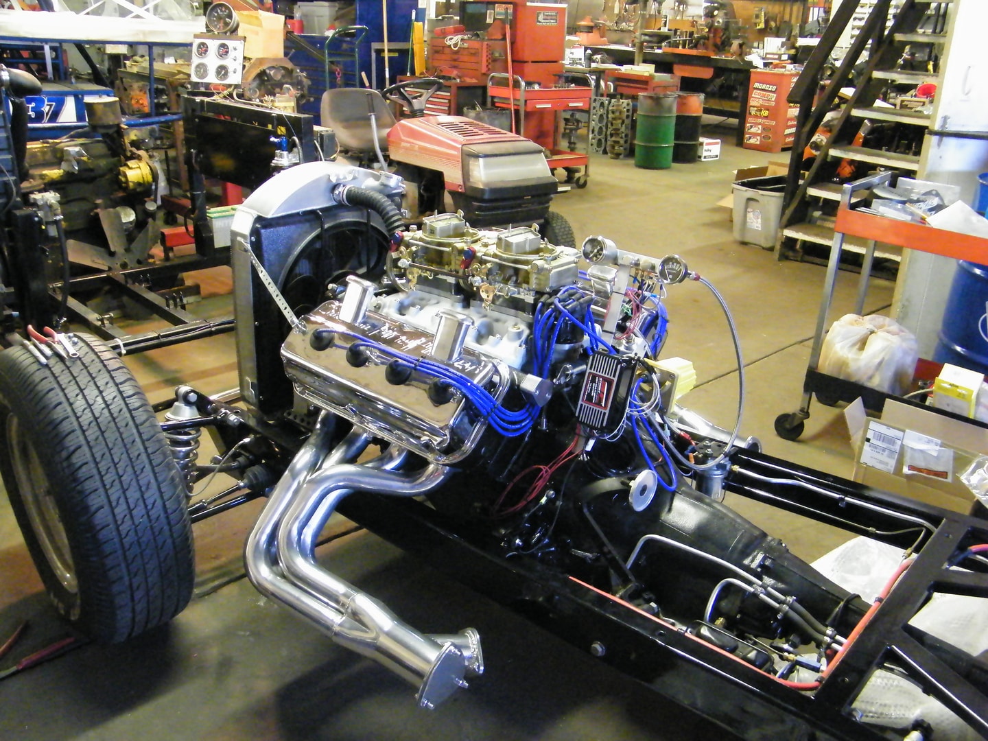 Custom hot rod engine garage workshop